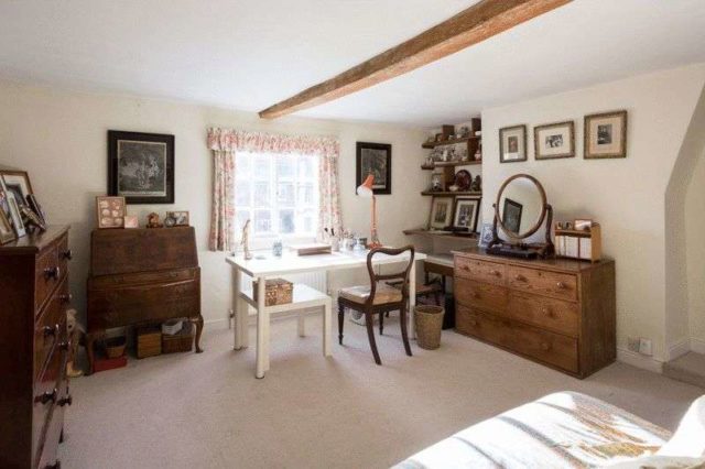  Image of 4 bedroom Detached house for sale in Main Street Sutton-on-the-Forest York YO61 at Main Street Sutton-On-The-Forest York, YO61 1DW
